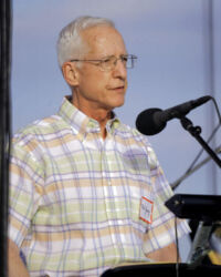 Bill Young welcoming the crowd at the MSO’s annual Salute to Independence at the Antietam Battlefield.